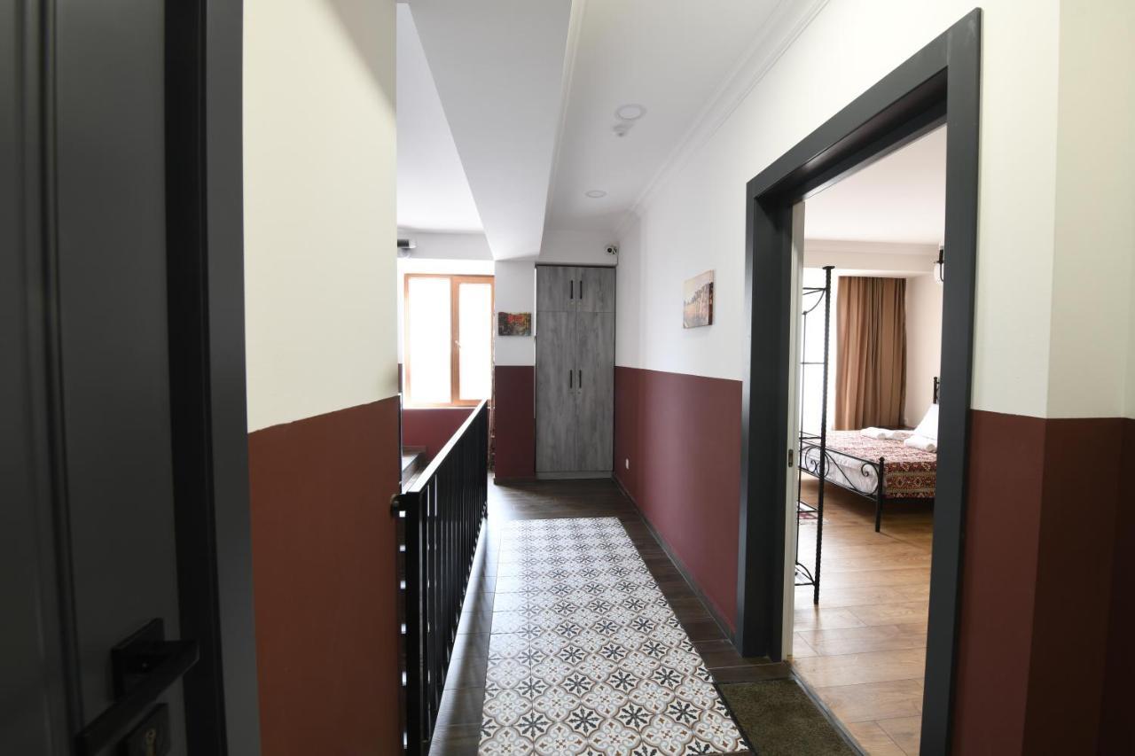 Batoni Apartments Tbilisi Esterno foto