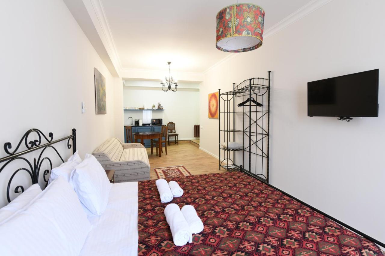 Batoni Apartments Tbilisi Esterno foto
